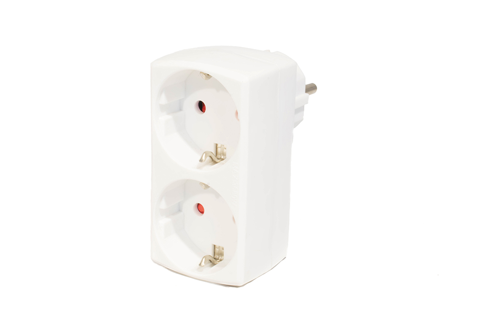 QRB 180021 ADAPTADOR 2 TOMAS VERTICAL BLANCO 2P+T 16A250V PP